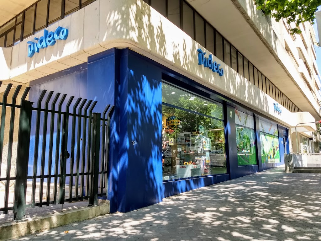 Dideco Príncipe de Vergara Tienda de Juguetes y libros