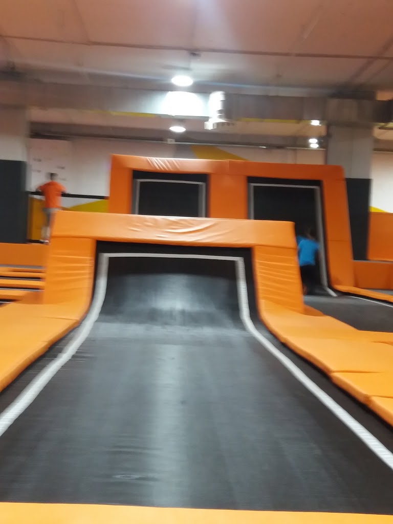 Urban Planet: Trampoline Park 15