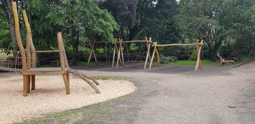 Merrion Square Playground 10
