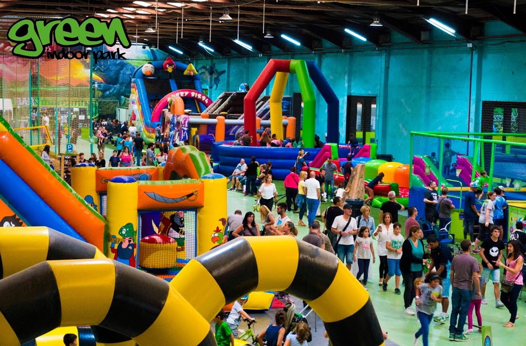 Green Indoor Park 4