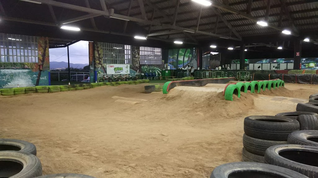 Green Indoor Park 8