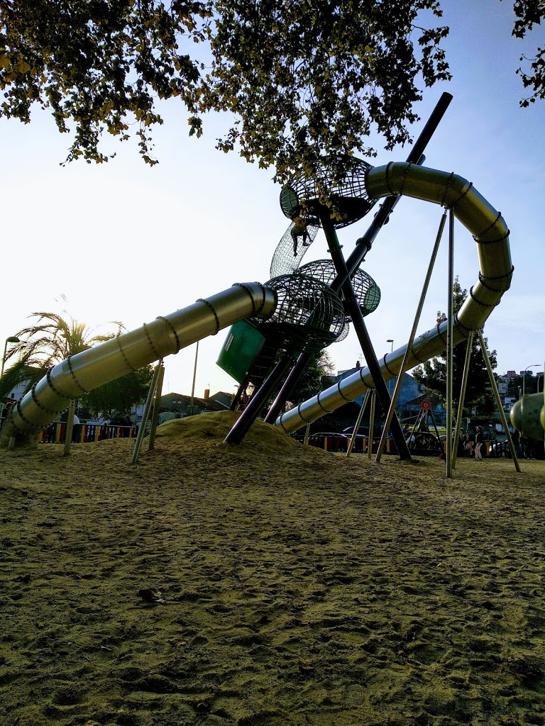 Parque infantil de Barreiro 13