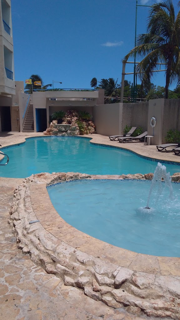 Comfort INN & Suites 4