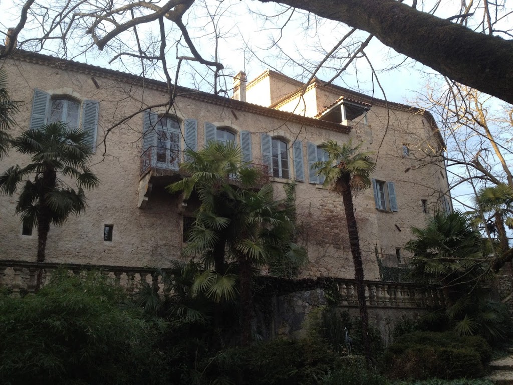 Château d'Uzer: maison d'Hôtes, d'amis, de famille 8