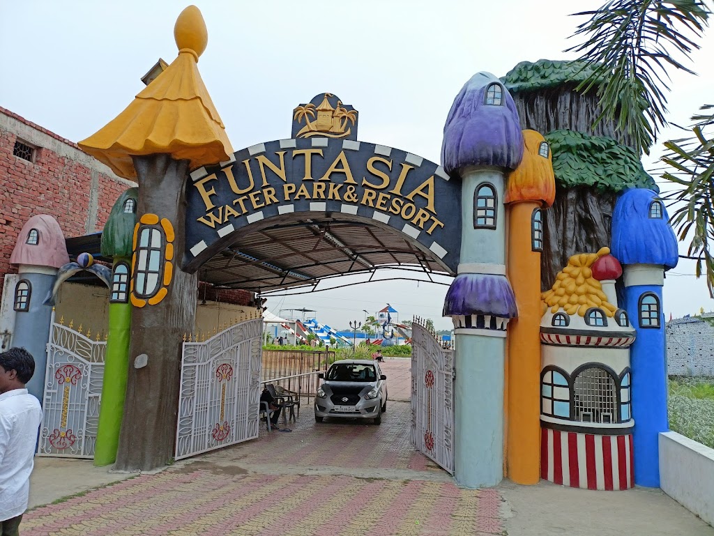 Funtasia Water Park and Resort