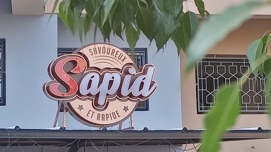 Sapid Restaurant 8