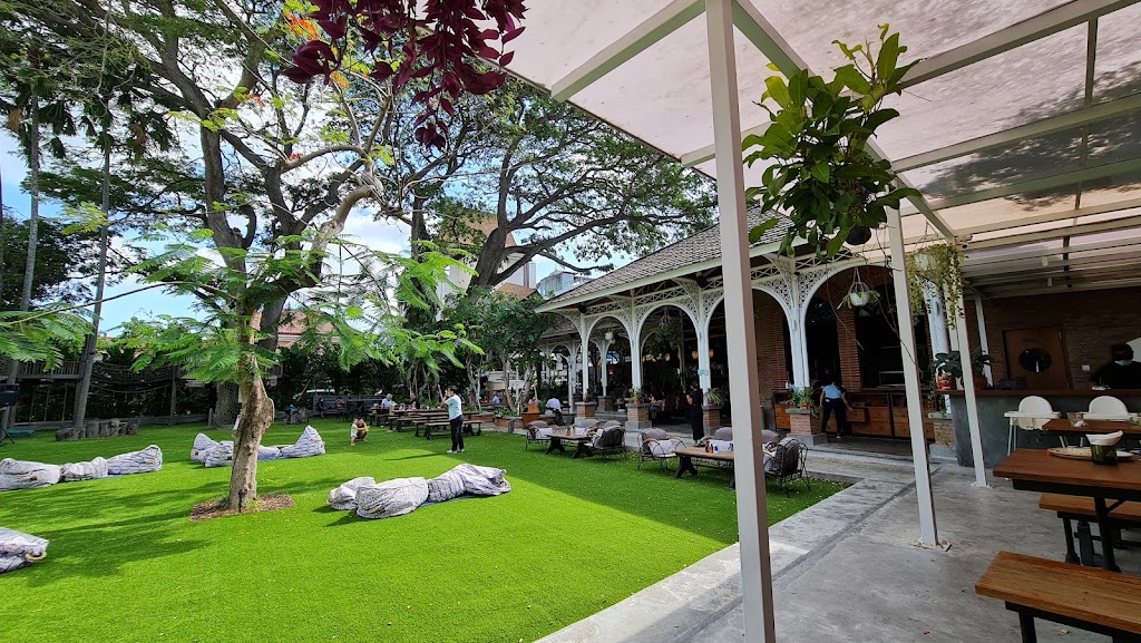 Shotgun Social Bali