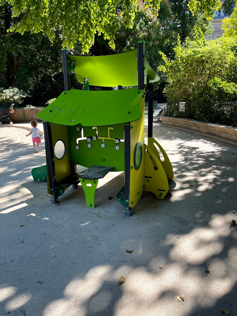 Aire de jeux pour enfants 8