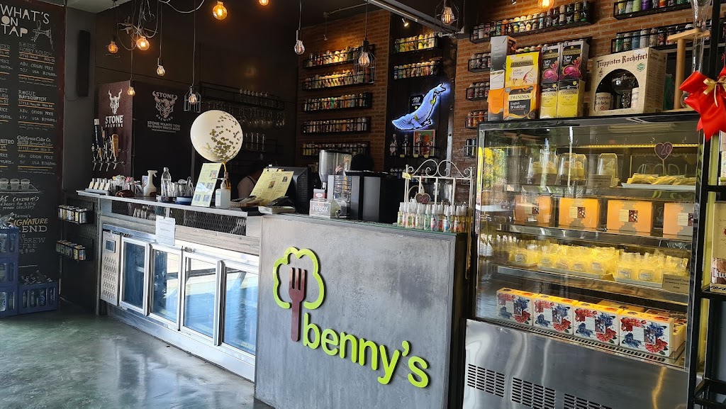 Benny's - Eatery & Craft Beer Bar 4