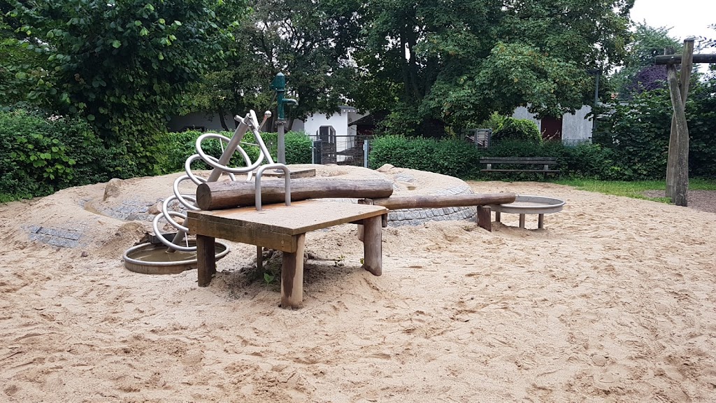 Spielplatz 6