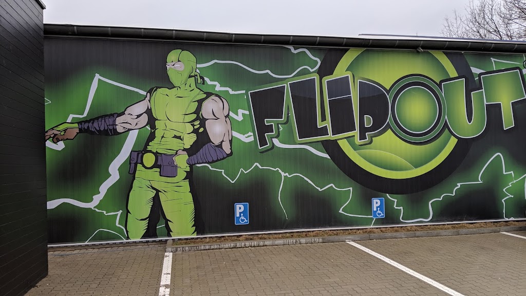 Flip Out Trampoline Arena Rostock 3