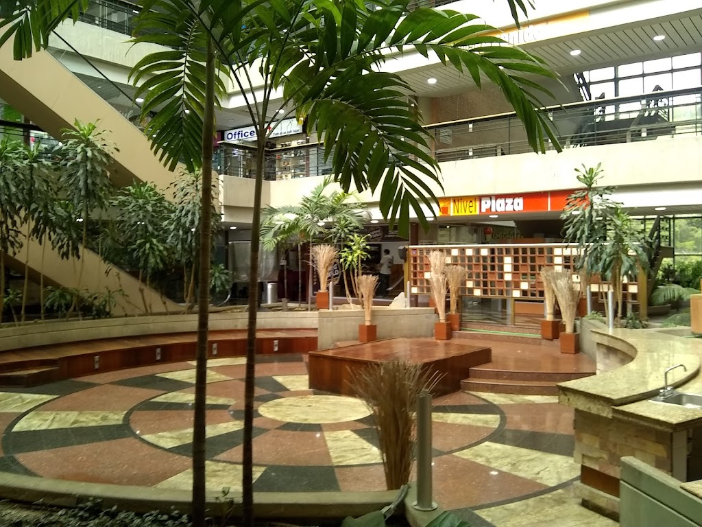 Centro Comercial Manzanares Plaza