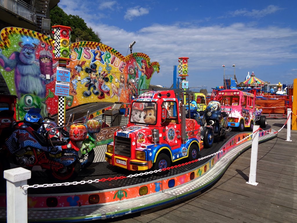 Llandudno Pier Funfair 2