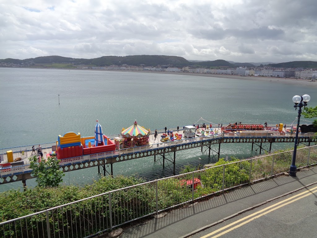 Llandudno Pier Funfair 8