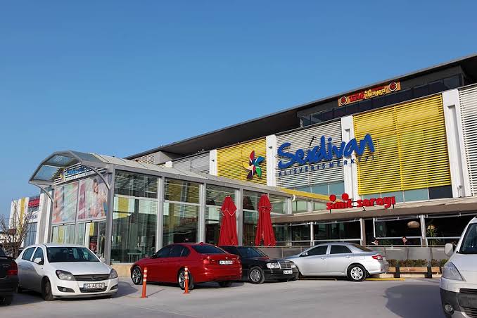 Serdivan Shopping Center