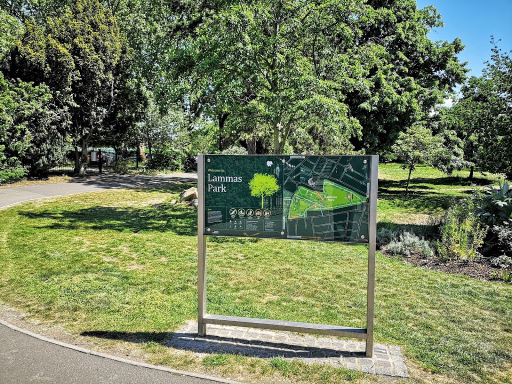 Lammas Park 17