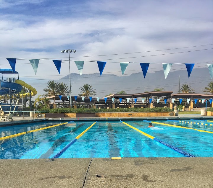 Fontana Park Aquatic Center 4