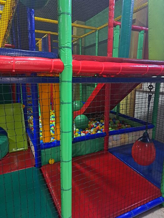 Parque infantil colorines 6