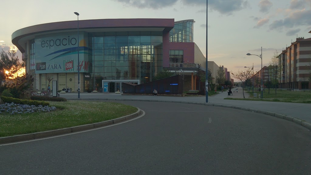 Centro Comercial Espacio León